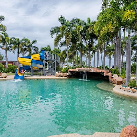 Tasman Holiday Parks - Rollingstone Εξωτερικό φωτογραφία